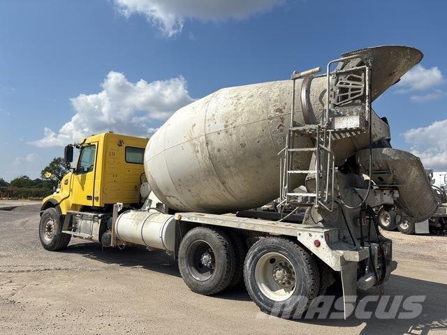 Volvo VHD64F Otros camiones