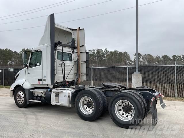 Volvo VNL Cabezas tractoras