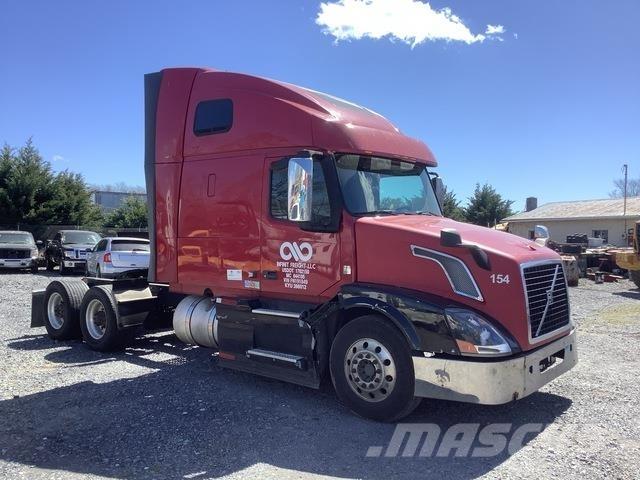 Volvo VNL Cabezas tractoras