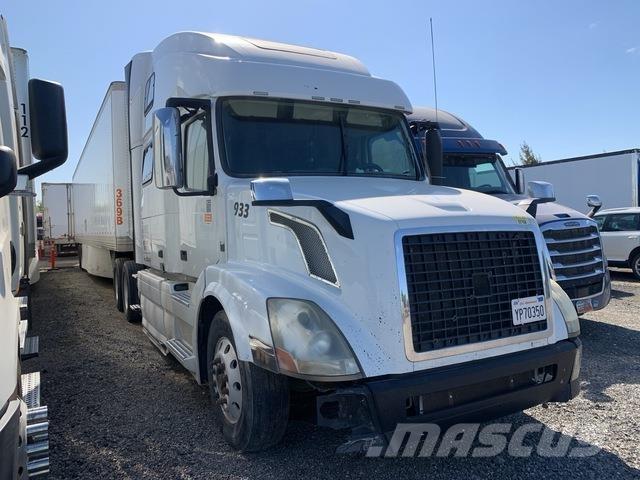Volvo VNL Cabezas tractoras