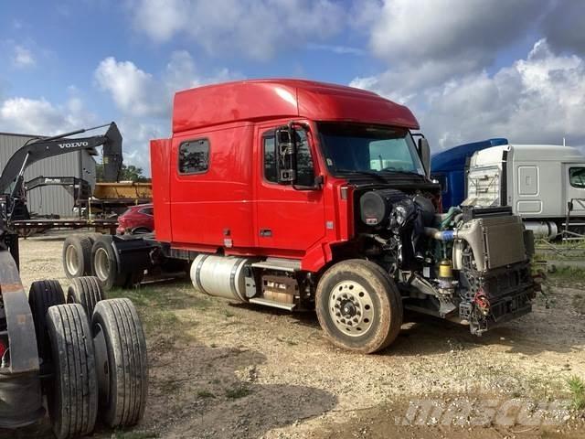 Volvo VNL Cabezas tractoras