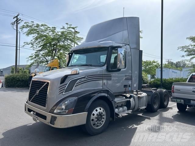 Volvo VNL Cabezas tractoras