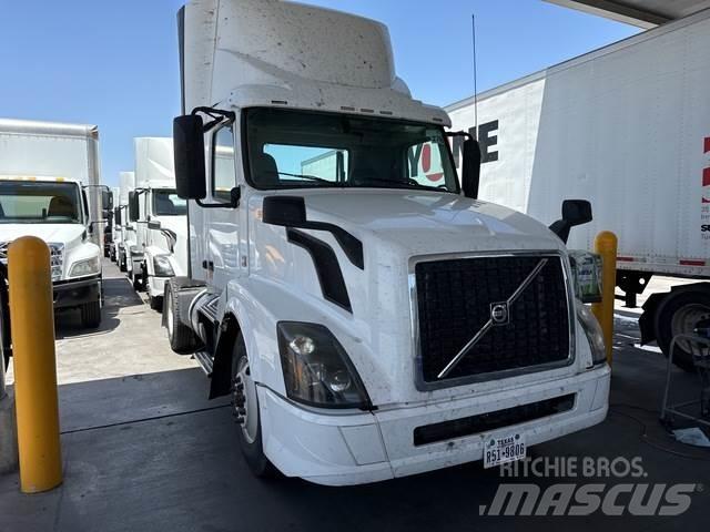 Volvo VNL Cabezas tractoras