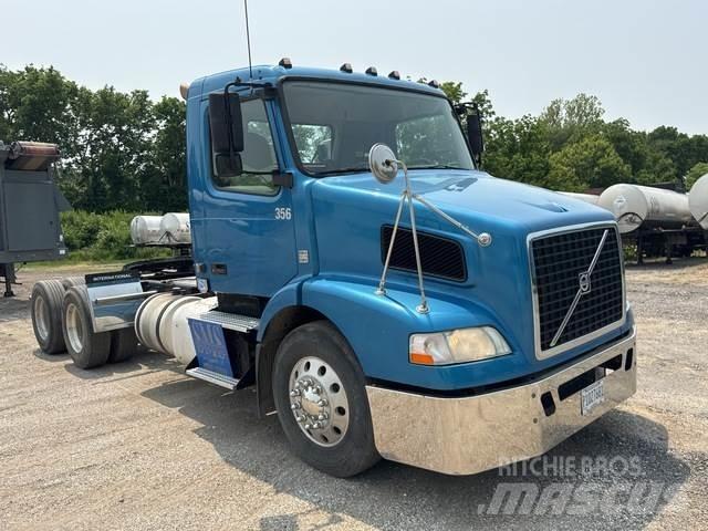 Volvo VNL Cabezas tractoras