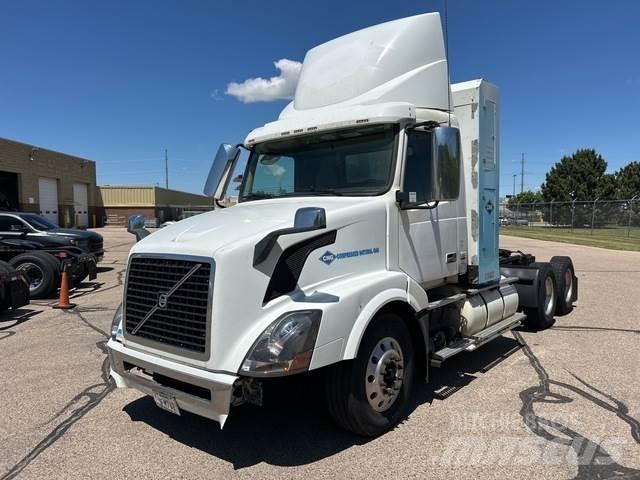 Volvo VNL Cabezas tractoras