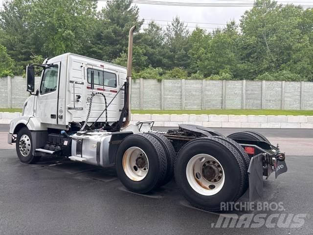Volvo VNL Cabezas tractoras