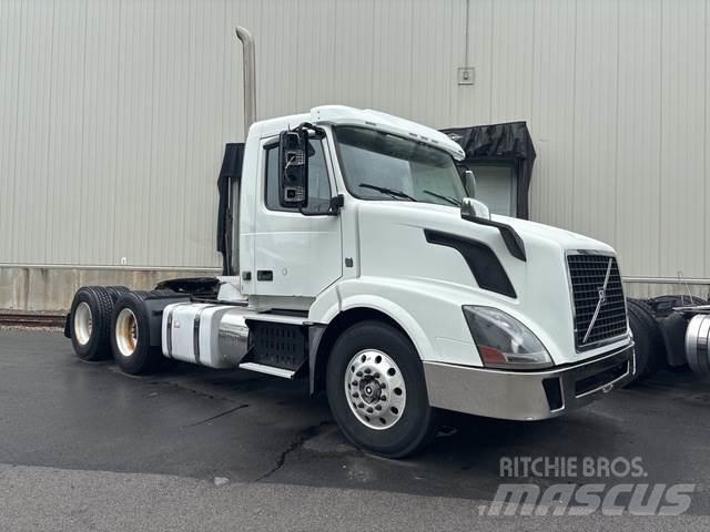 Volvo VNL Cabezas tractoras