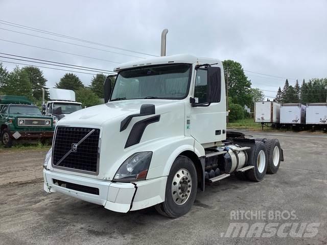 Volvo VNL Cabezas tractoras
