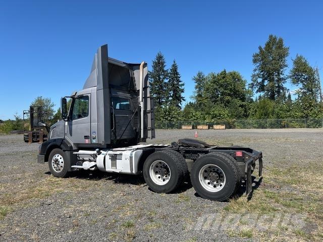 Volvo VNL Cabezas tractoras