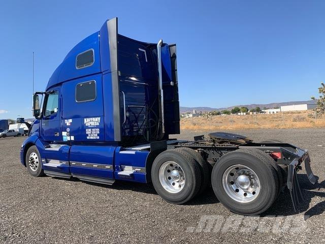 Volvo VNL Cabezas tractoras