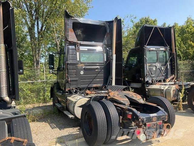 Volvo VNL Cabezas tractoras