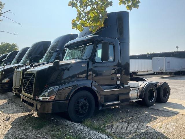 Volvo VNL Cabezas tractoras
