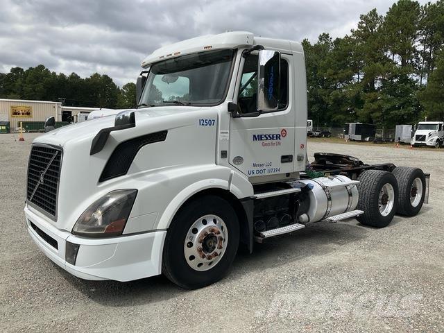 Volvo VNL Cabezas tractoras