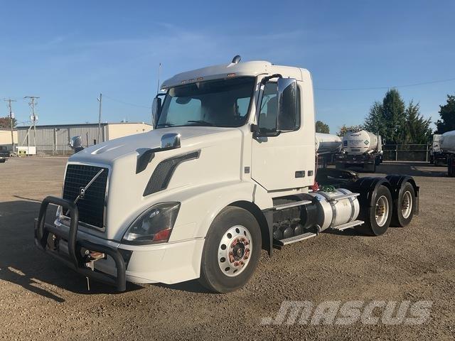 Volvo VNL Cabezas tractoras
