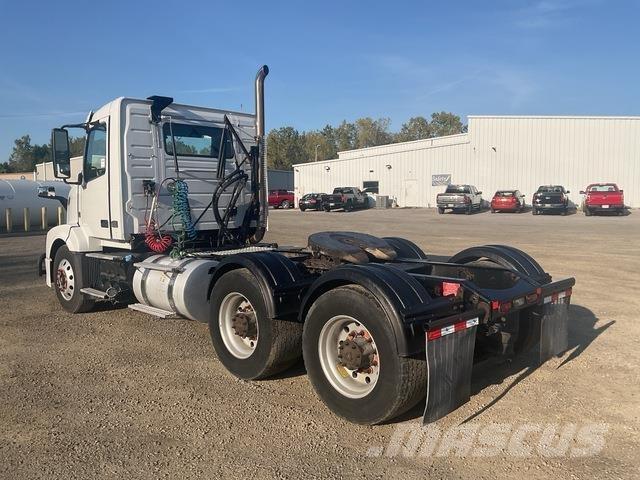 Volvo VNL Cabezas tractoras