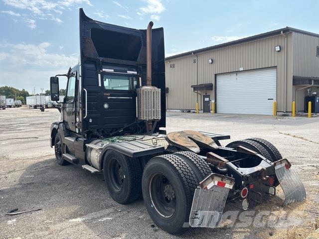Volvo VNL Cabezas tractoras