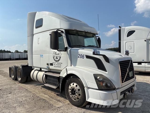 Volvo VNL Cabezas tractoras