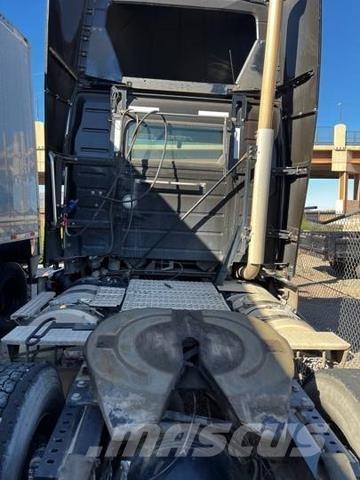 Volvo VNL Cabezas tractoras