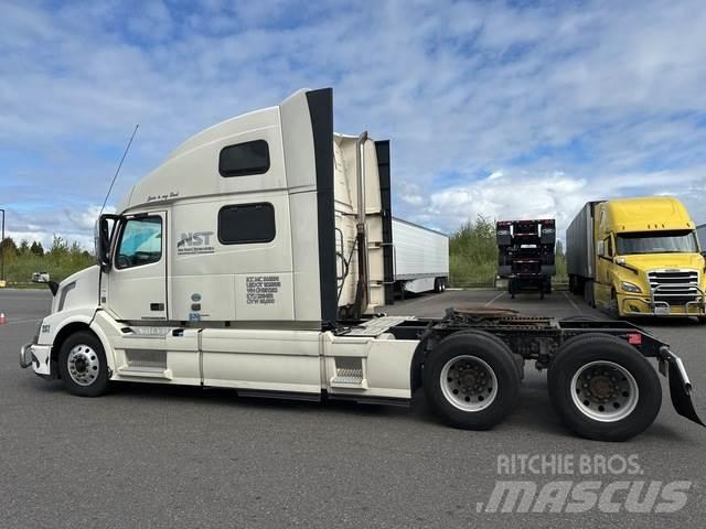Volvo VNL 780 Cabezas tractoras