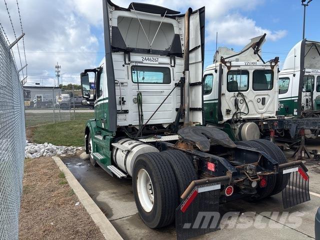 Volvo VNL42T Cabezas tractoras