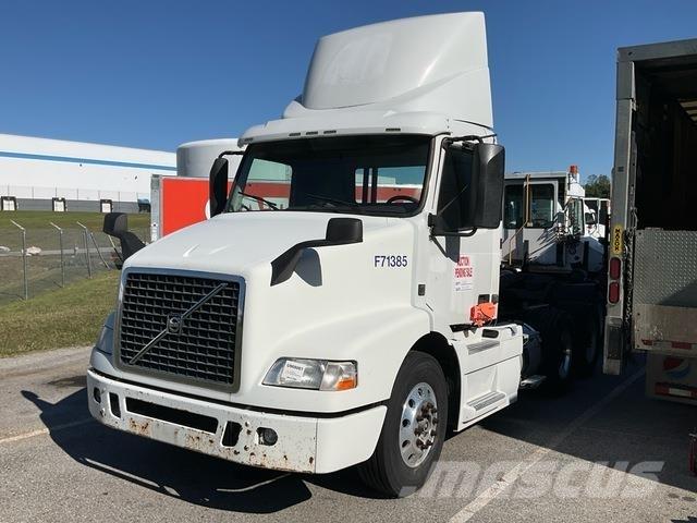 Volvo VNM Cabezas tractoras