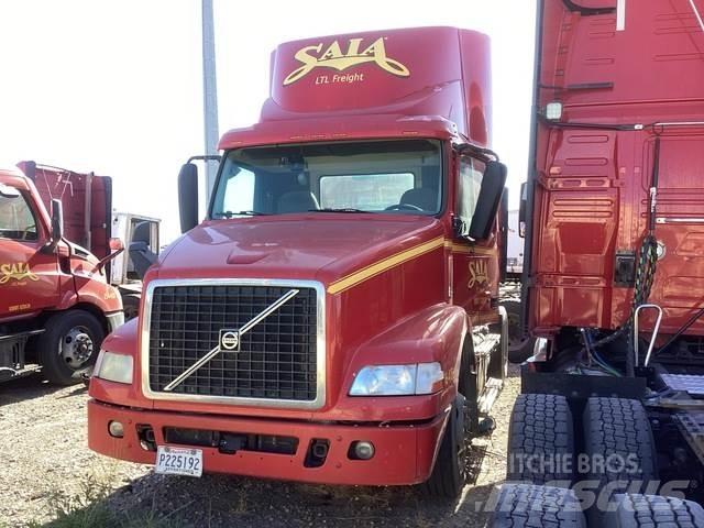 Volvo VNM Cabezas tractoras
