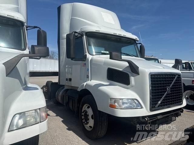 Volvo VNM Cabezas tractoras