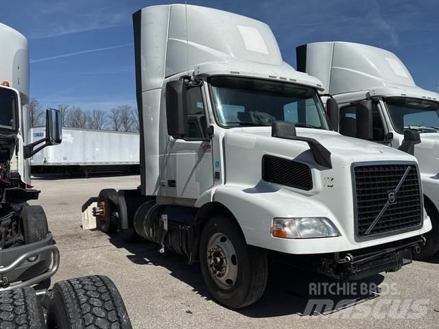Volvo VNM Cabezas tractoras