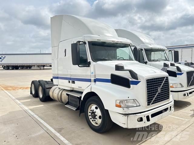 Volvo VNM Cabezas tractoras