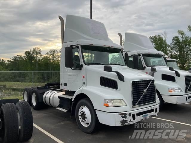 Volvo VNM Cabezas tractoras
