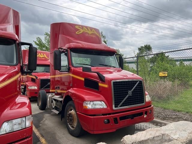 Volvo VNM Cabezas tractoras