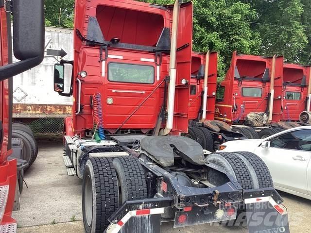 Volvo VNM Cabezas tractoras