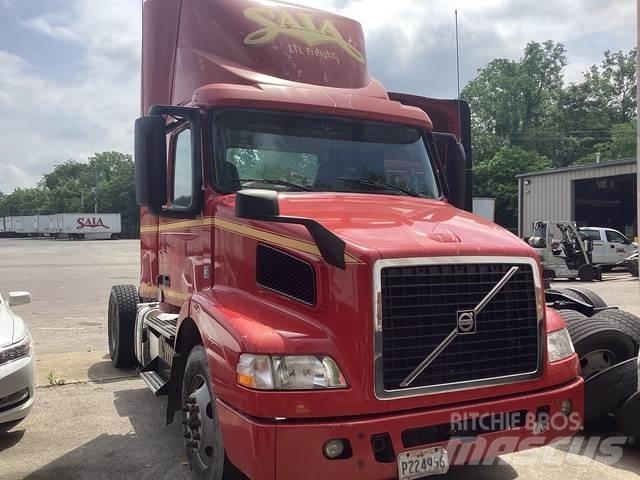 Volvo VNM Cabezas tractoras