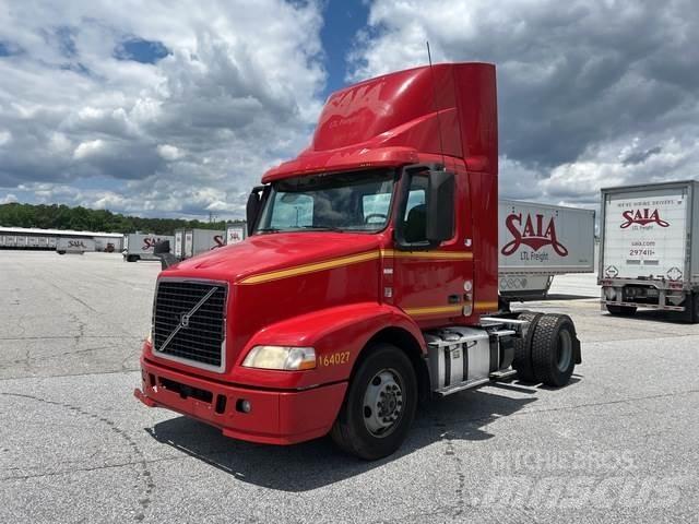 Volvo VNM Cabezas tractoras