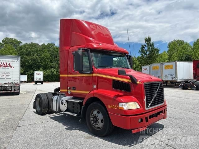 Volvo VNM Cabezas tractoras