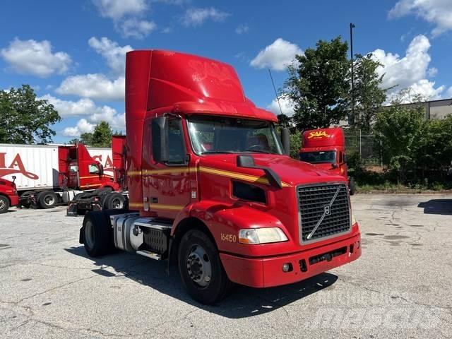 Volvo VNM Cabezas tractoras