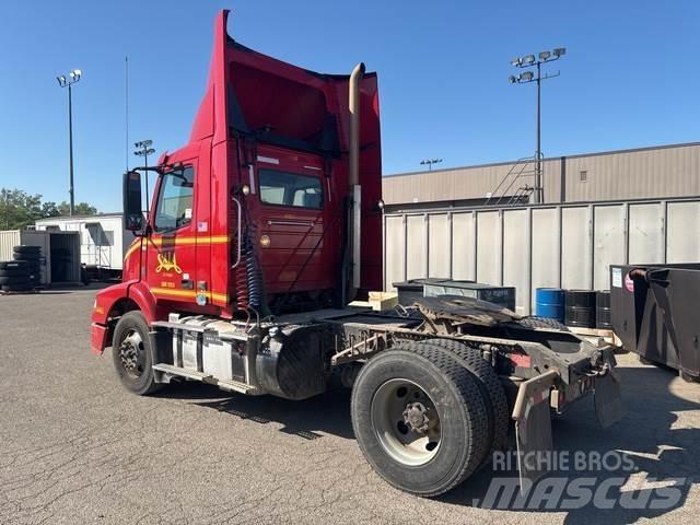 Volvo VNM Cabezas tractoras
