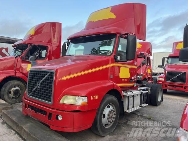 Volvo VNM Cabezas tractoras