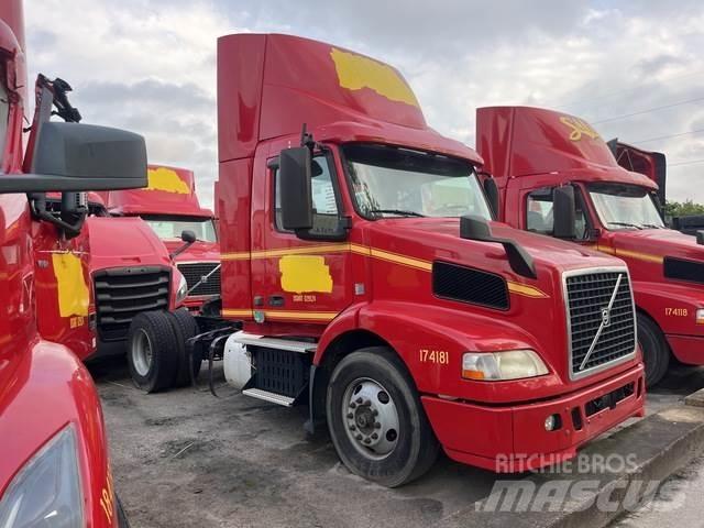 Volvo VNM Cabezas tractoras