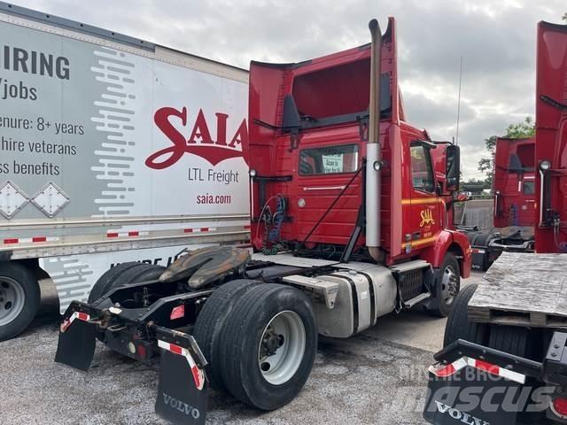 Volvo VNM Cabezas tractoras