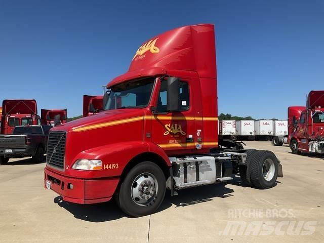 Volvo VNM Cabezas tractoras