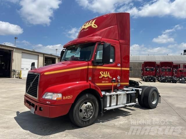 Volvo VNM Cabezas tractoras