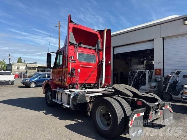 Volvo VNM Cabezas tractoras