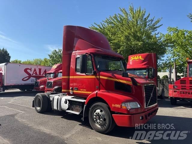 Volvo VNM Cabezas tractoras