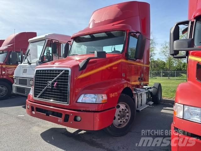 Volvo VNM Cabezas tractoras