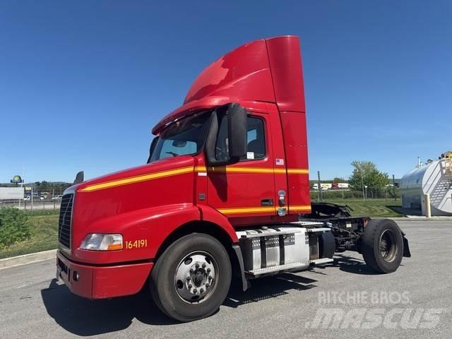Volvo VNM Cabezas tractoras