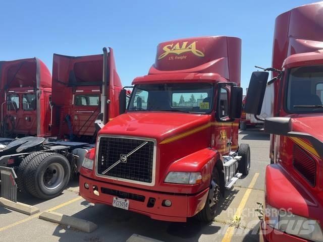 Volvo VNM Cabezas tractoras