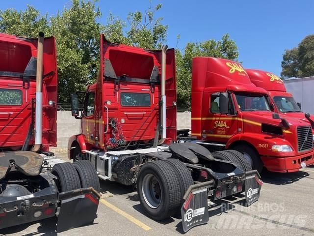 Volvo VNM Cabezas tractoras
