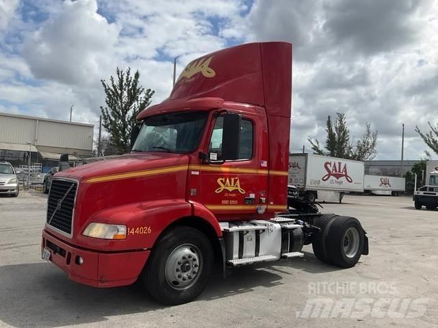 Volvo VNM Cabezas tractoras