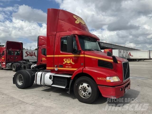 Volvo VNM Cabezas tractoras